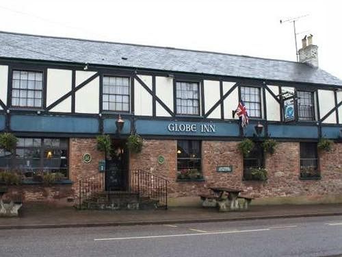 The Globe Inn Sampford Peverell Exterior photo